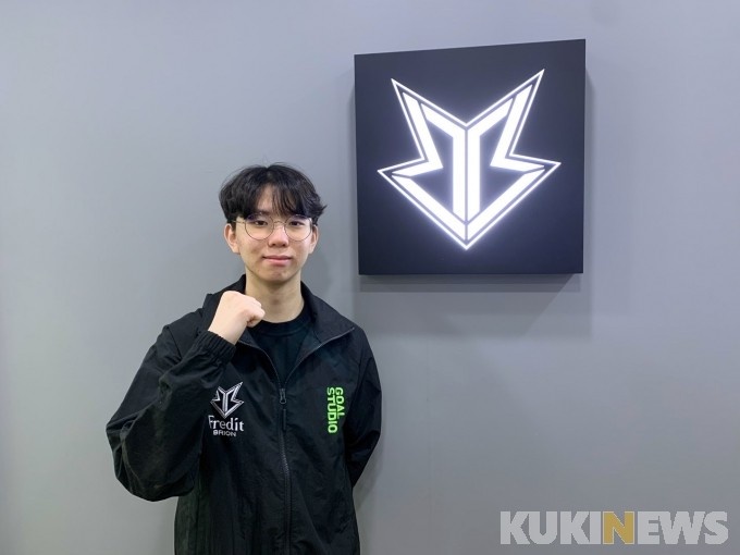 个细节都展 个细节都展