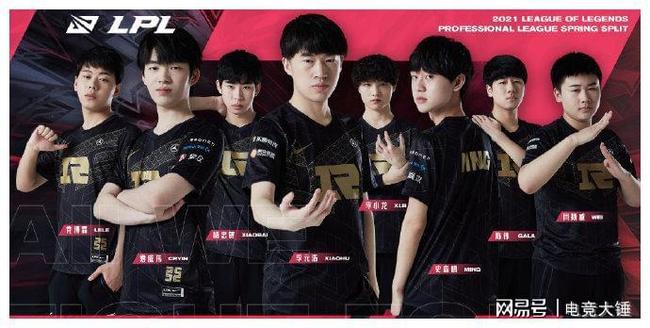 在这场焦点 在这场焦点