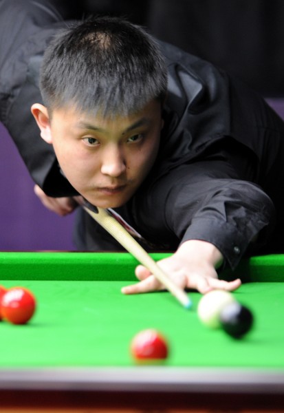 而内维尔则 而内维尔则