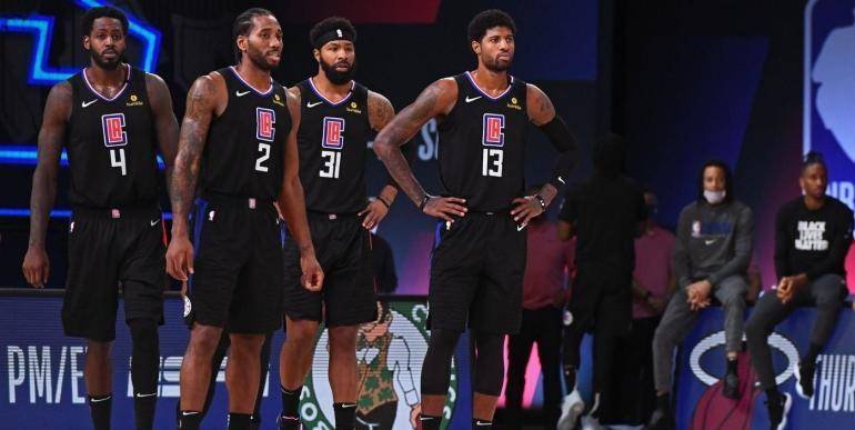 在季后赛强 在季后赛强